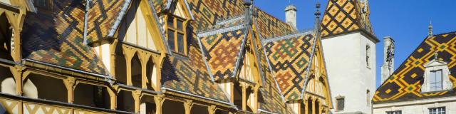 Hospices De Beaune Cour Interieure3