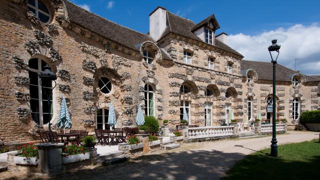 Empfang des Schlosses von Savigny-lès-Beaune