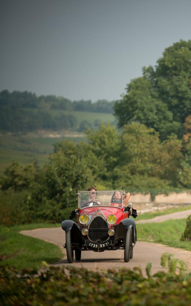 Bugatti Beaune Vignoble Route Des Grands Crus Chemin