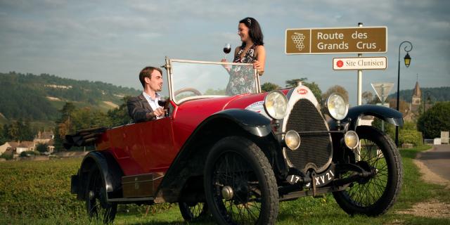 Bugatti Couple Pinot Noir tasting Sign Route Des Grands Crus