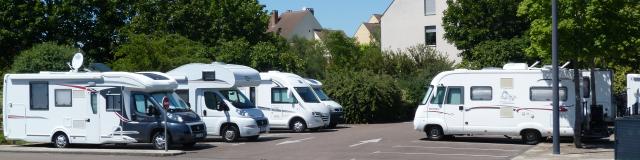 Parque de estacionamento para campismo