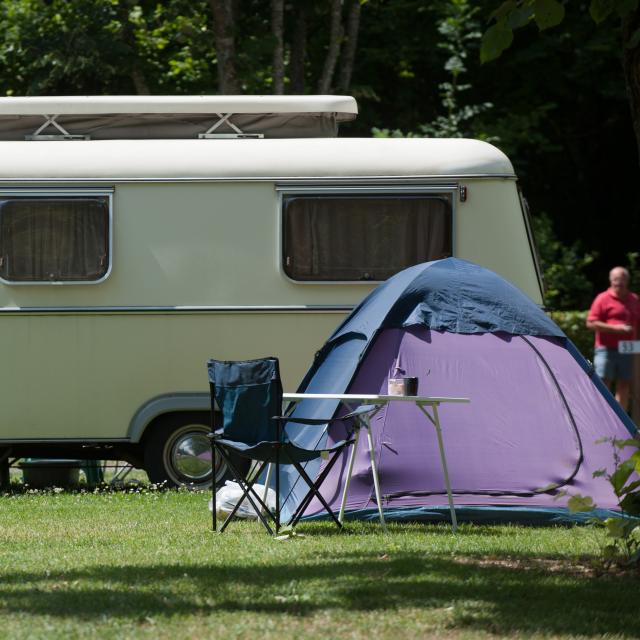 Caravan Tent Fietsvakanties Camping Bourgondië