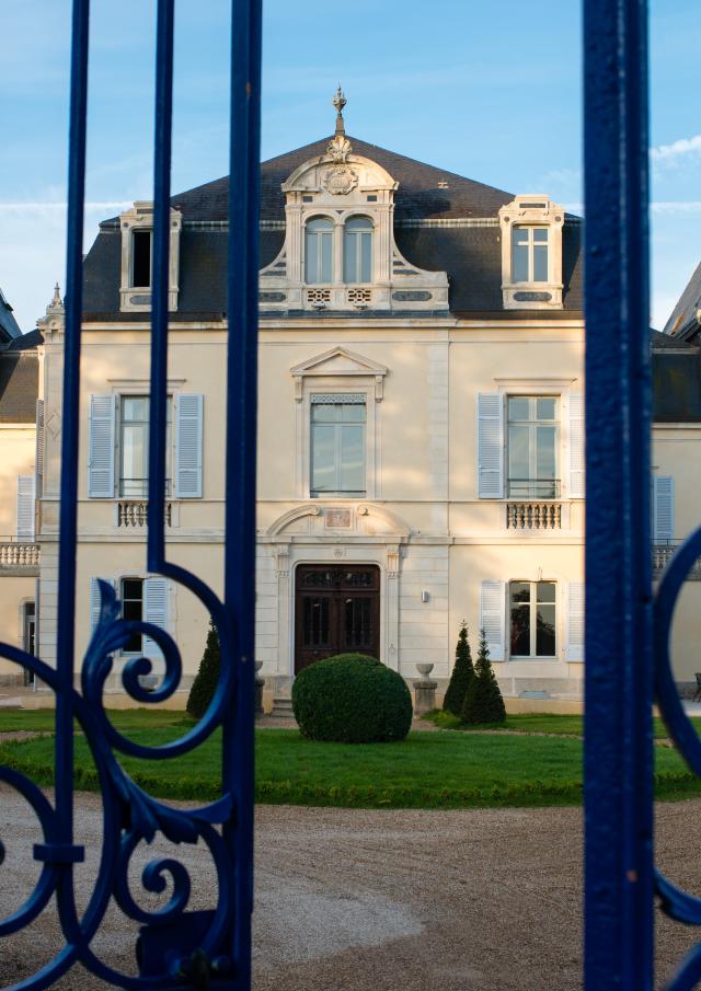 Façade Hôtel La Cueillette à Meursault