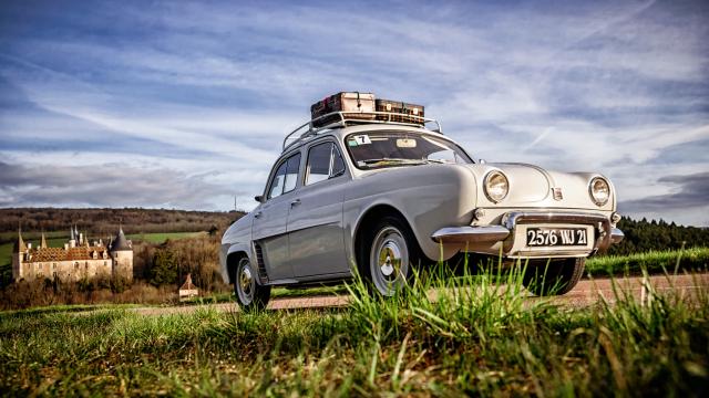 Carro antigo Route Des Grands Crus Partida Férias Nacional 6