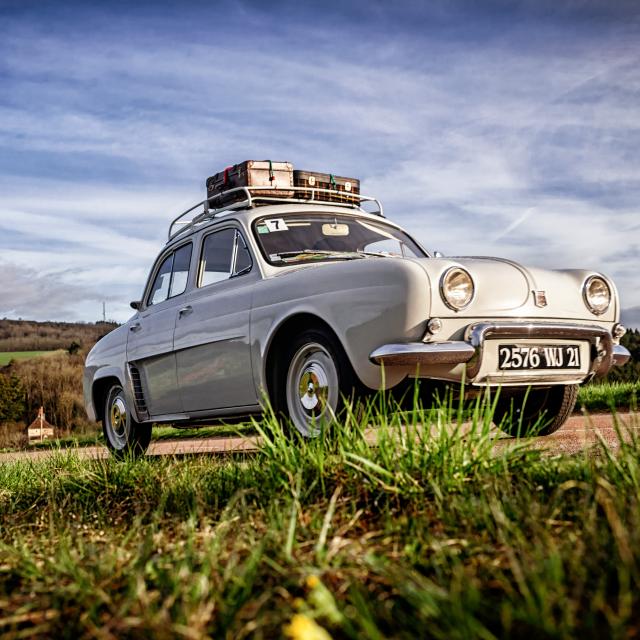 Vintage Car Route Des Grands Crus Holiday Departure Nationale 6