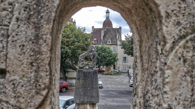 Square Des Lions Beaune